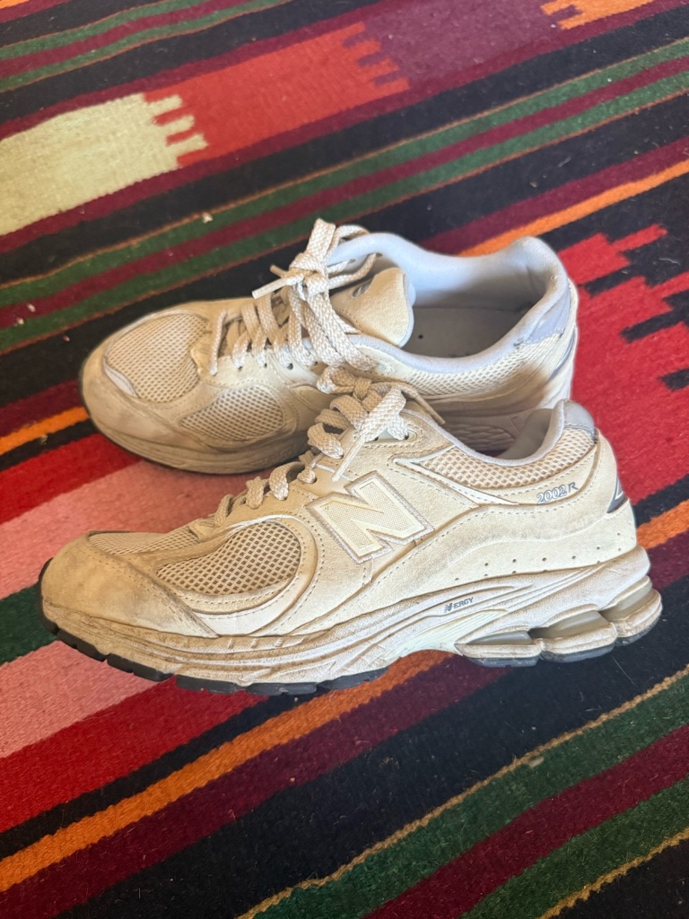 New Balance RARE Bone 2002r - Picture 2 of 5